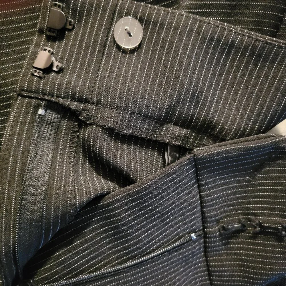 Jones New York Ladies Black Pin Stripe Slacks, Size 16, Kasper Brand - Picture 3 of 9